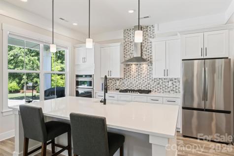 1002 Parkes Street Matthews NC 28105
