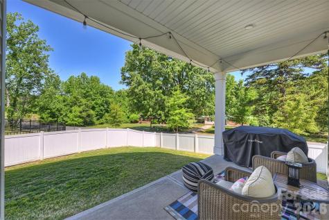 1002 Parkes Street Matthews NC 28105