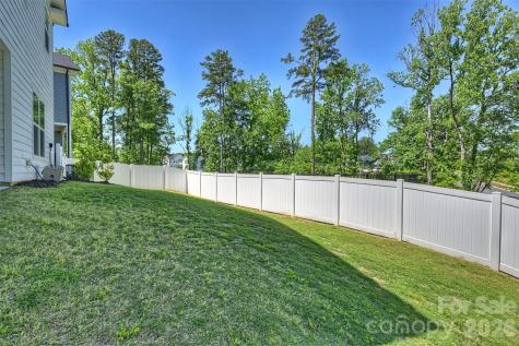 1002 Parkes Street Matthews NC 28105