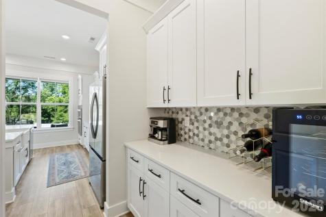 1002 Parkes Street Matthews NC 28105