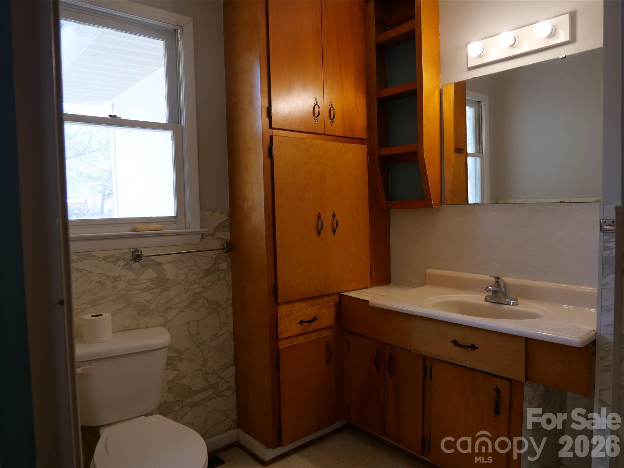 220 N Russell Street Troy NC 27371