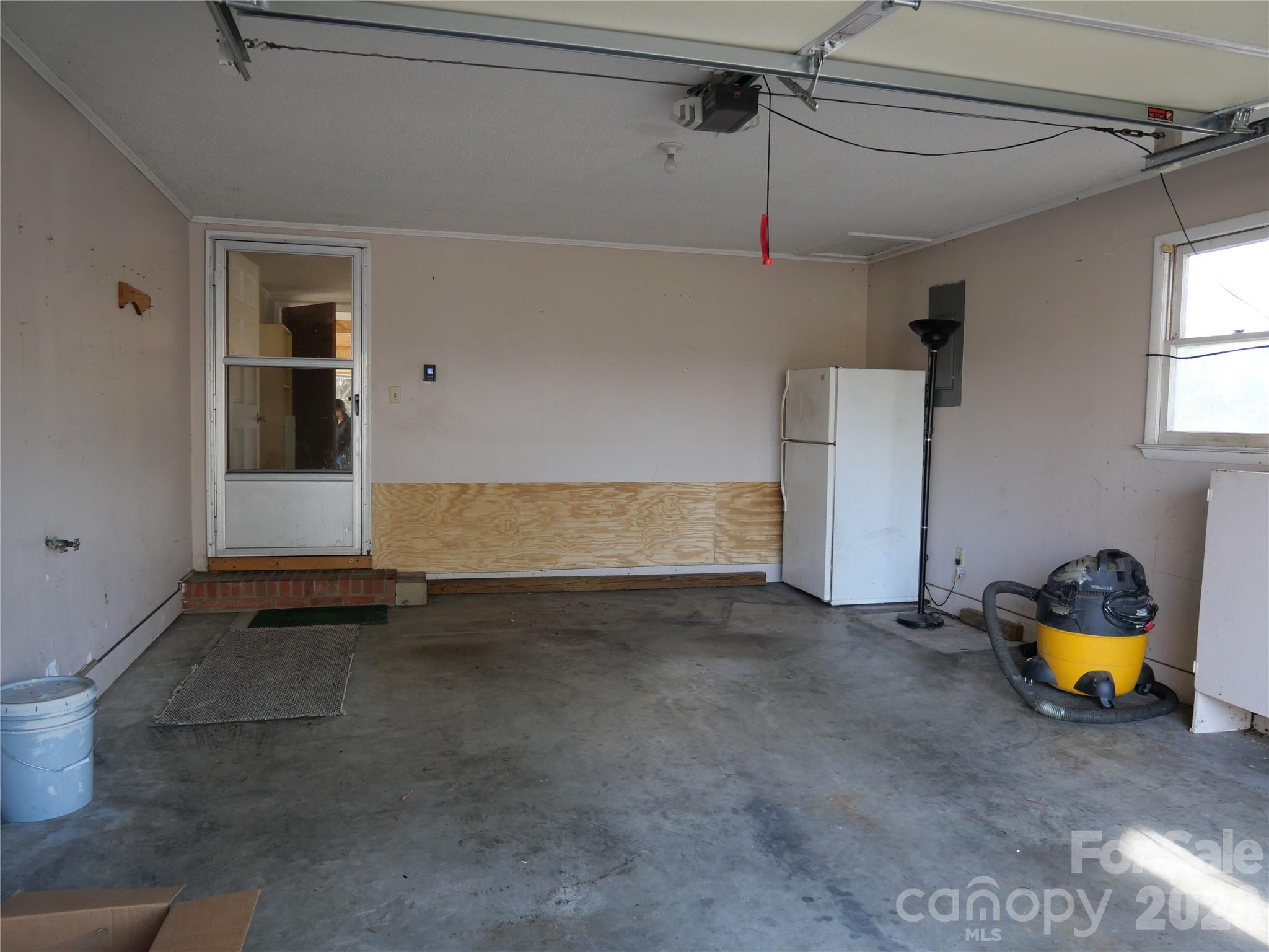 220 N Russell Street Troy NC 27371