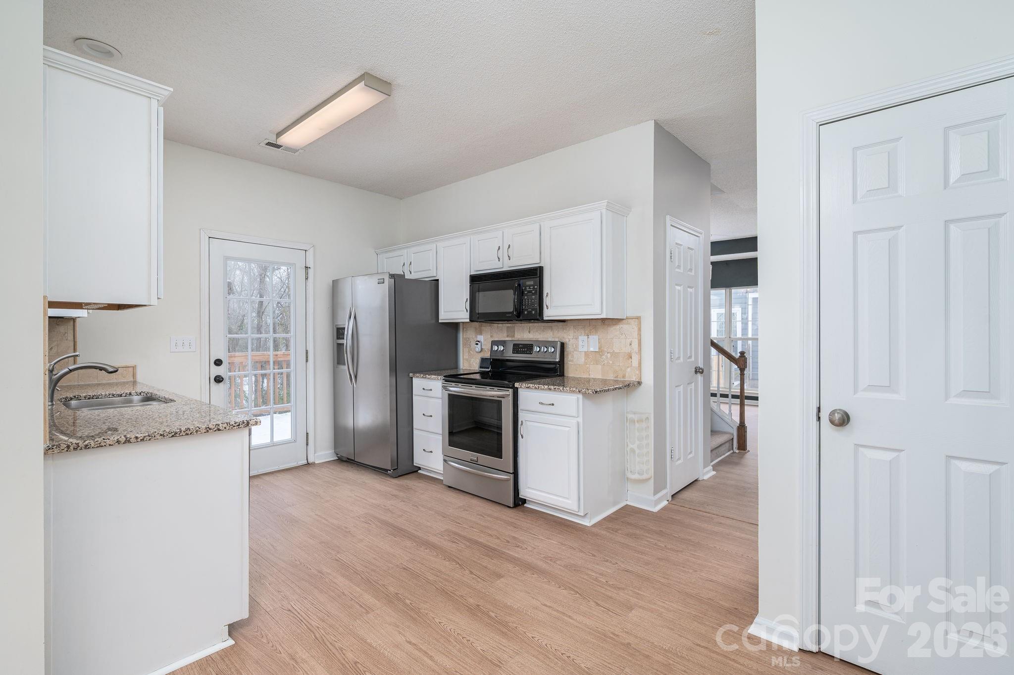 2816 Robyns Glen Drive Charlotte NC 28269