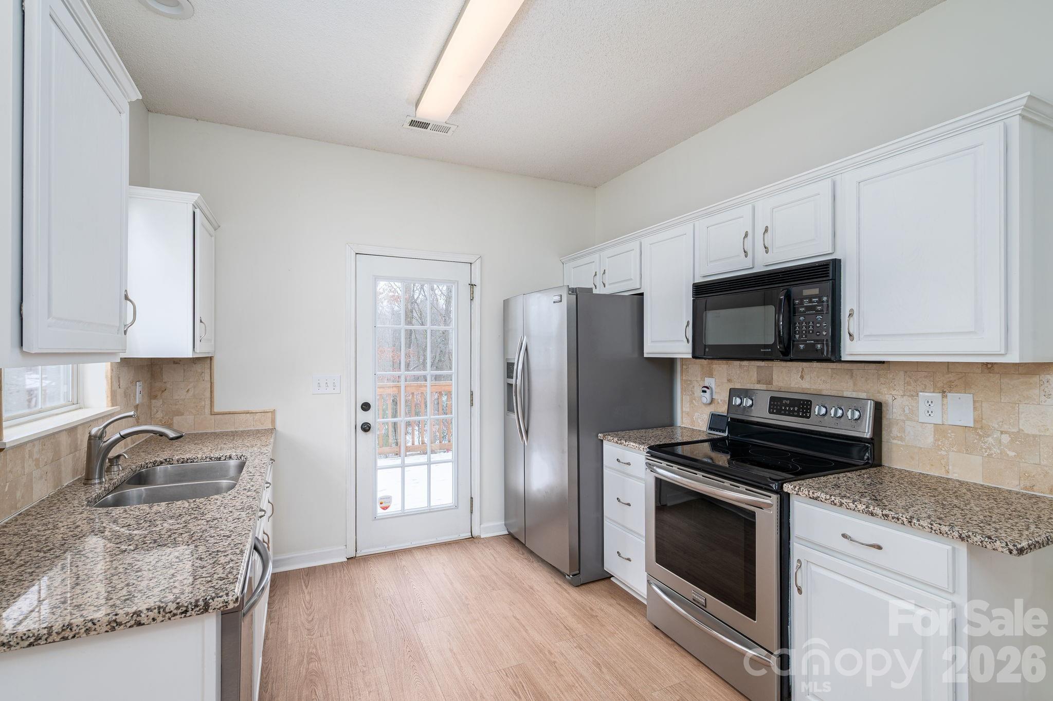 2816 Robyns Glen Drive Charlotte NC 28269