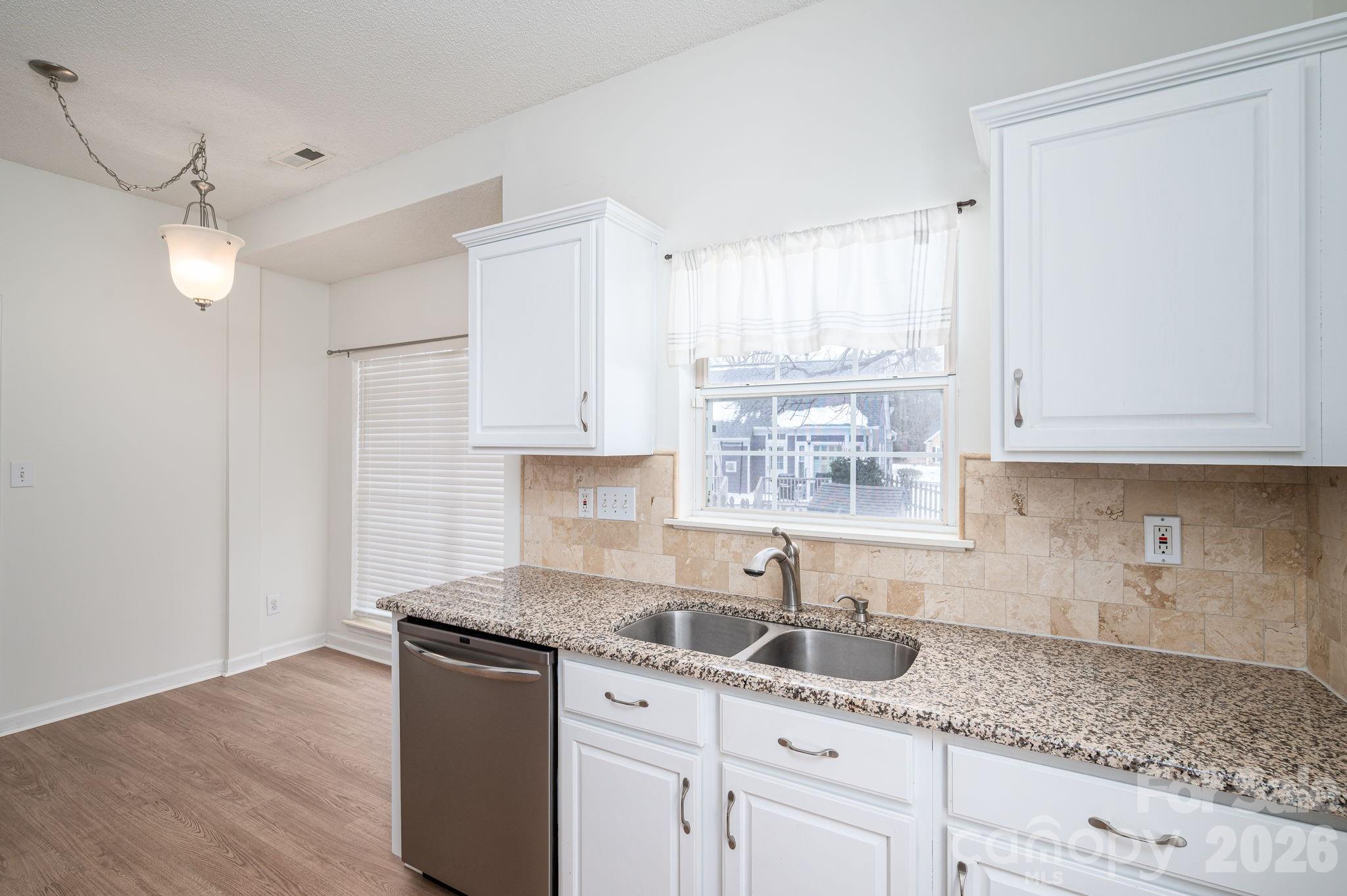 2816 Robyns Glen Drive Charlotte NC 28269