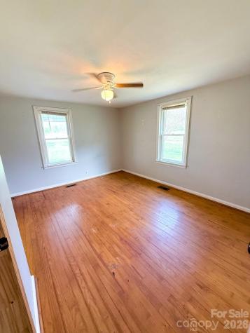 2114 Shelby Highway Blacksburg SC 29702
