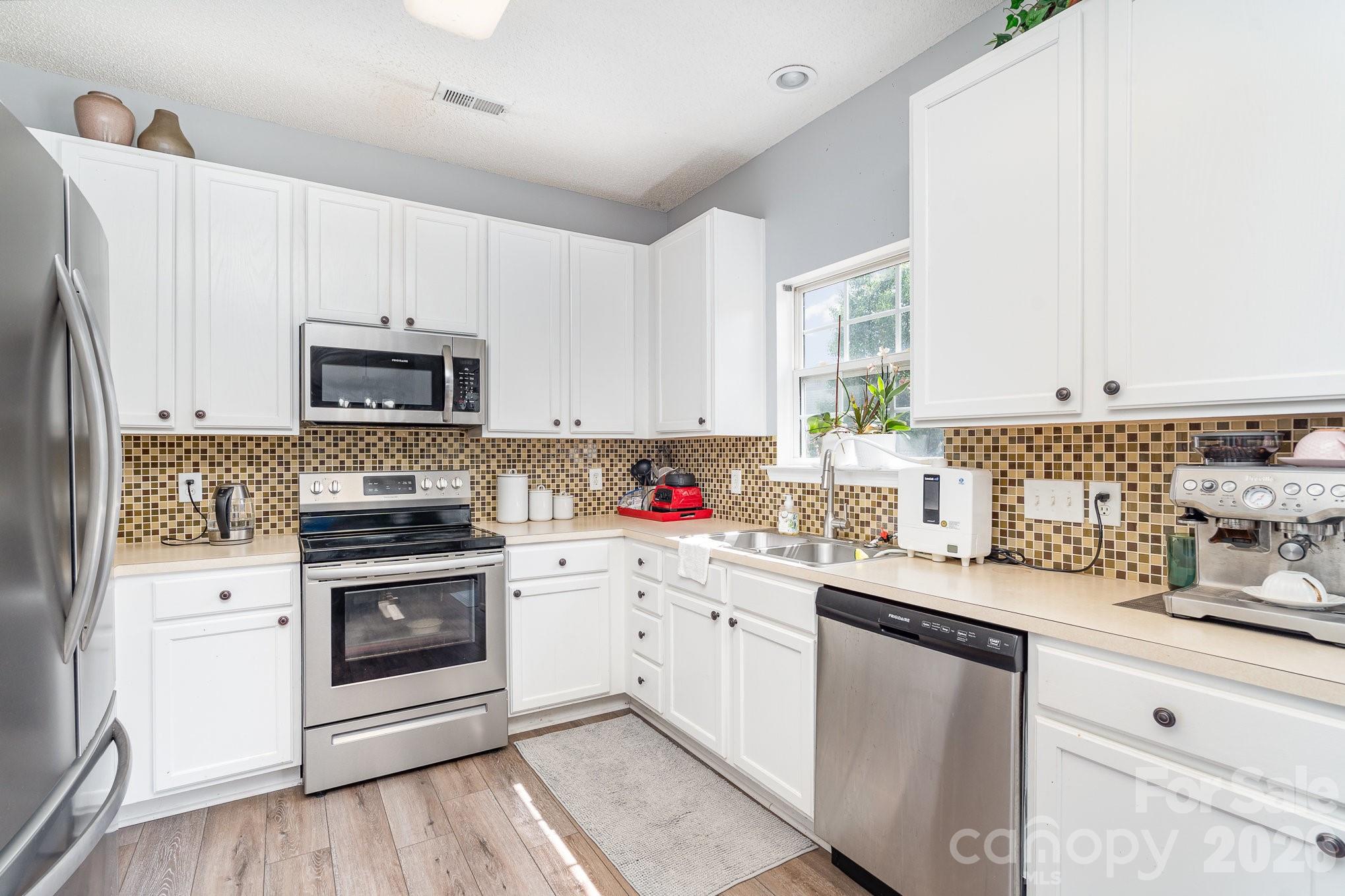 407 Goodloe Drive Charlotte NC 28262