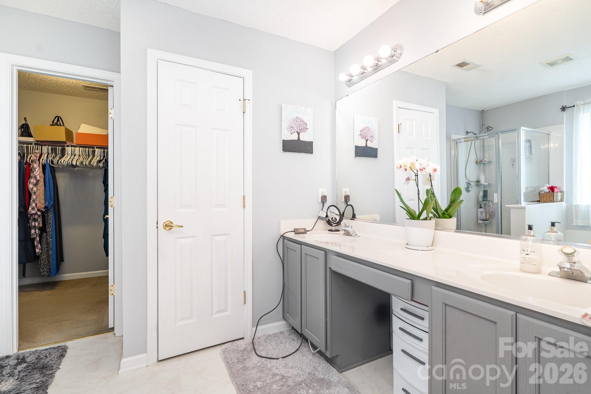407 Goodloe Drive Charlotte NC 28262