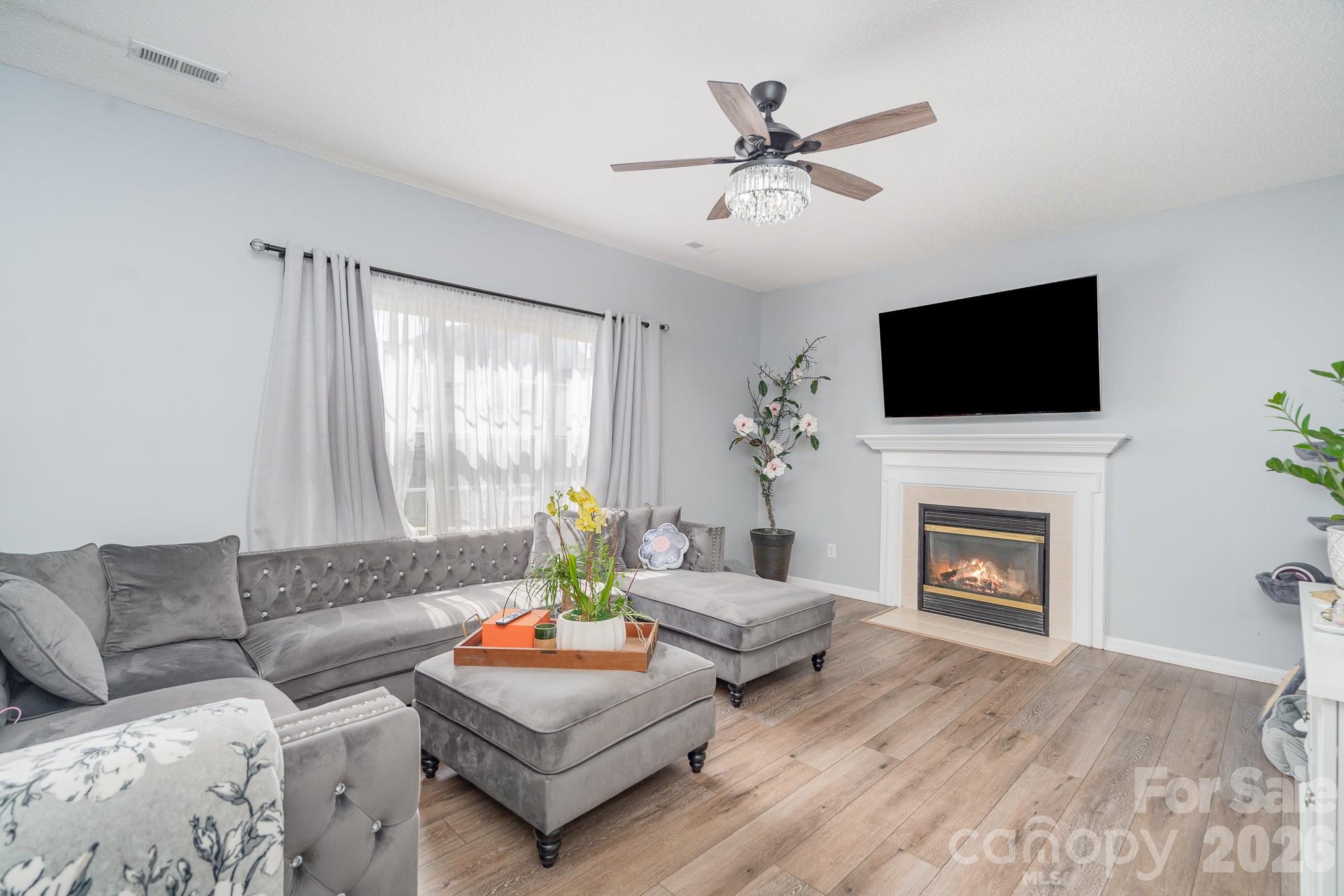 407 Goodloe Drive Charlotte NC 28262