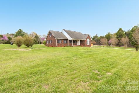 115 Emma Lane Statesville NC 28625