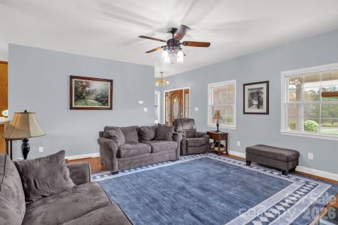 115 Emma Lane Statesville NC 28625
