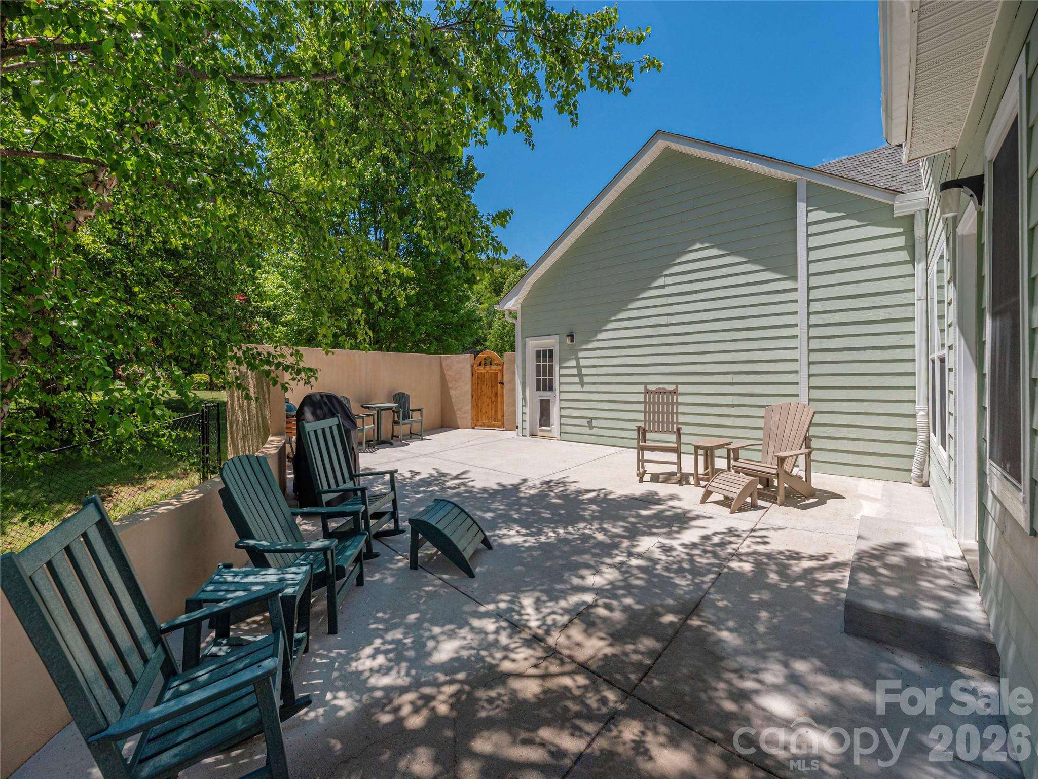 16 Chinaberry Court Waynesville NC 28785