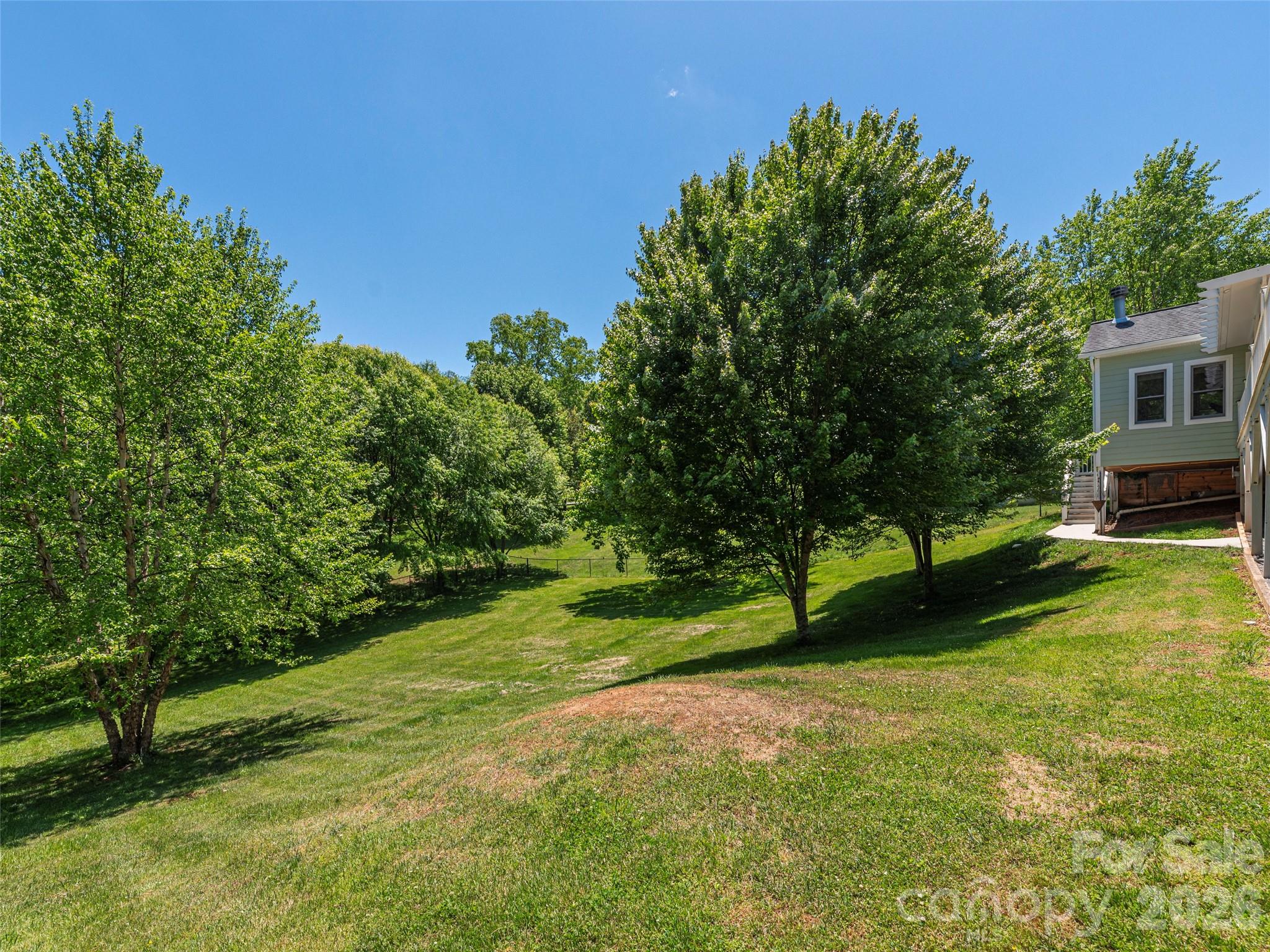 16 Chinaberry Court Waynesville NC 28785