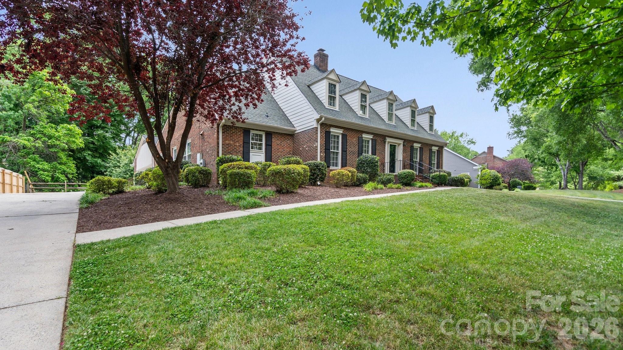 2327 Hamilton Mill Road Charlotte NC 28270