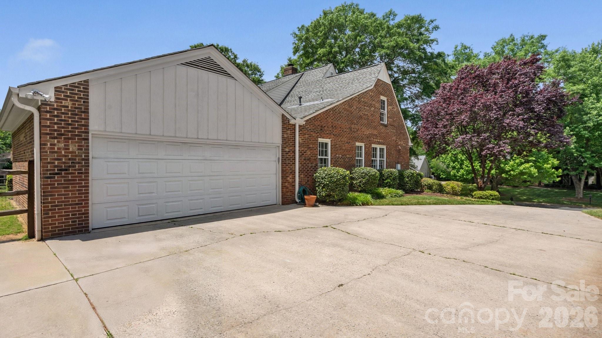 2327 Hamilton Mill Road Charlotte NC 28270