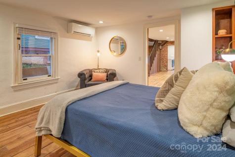 177 Flint Street Asheville NC 28801