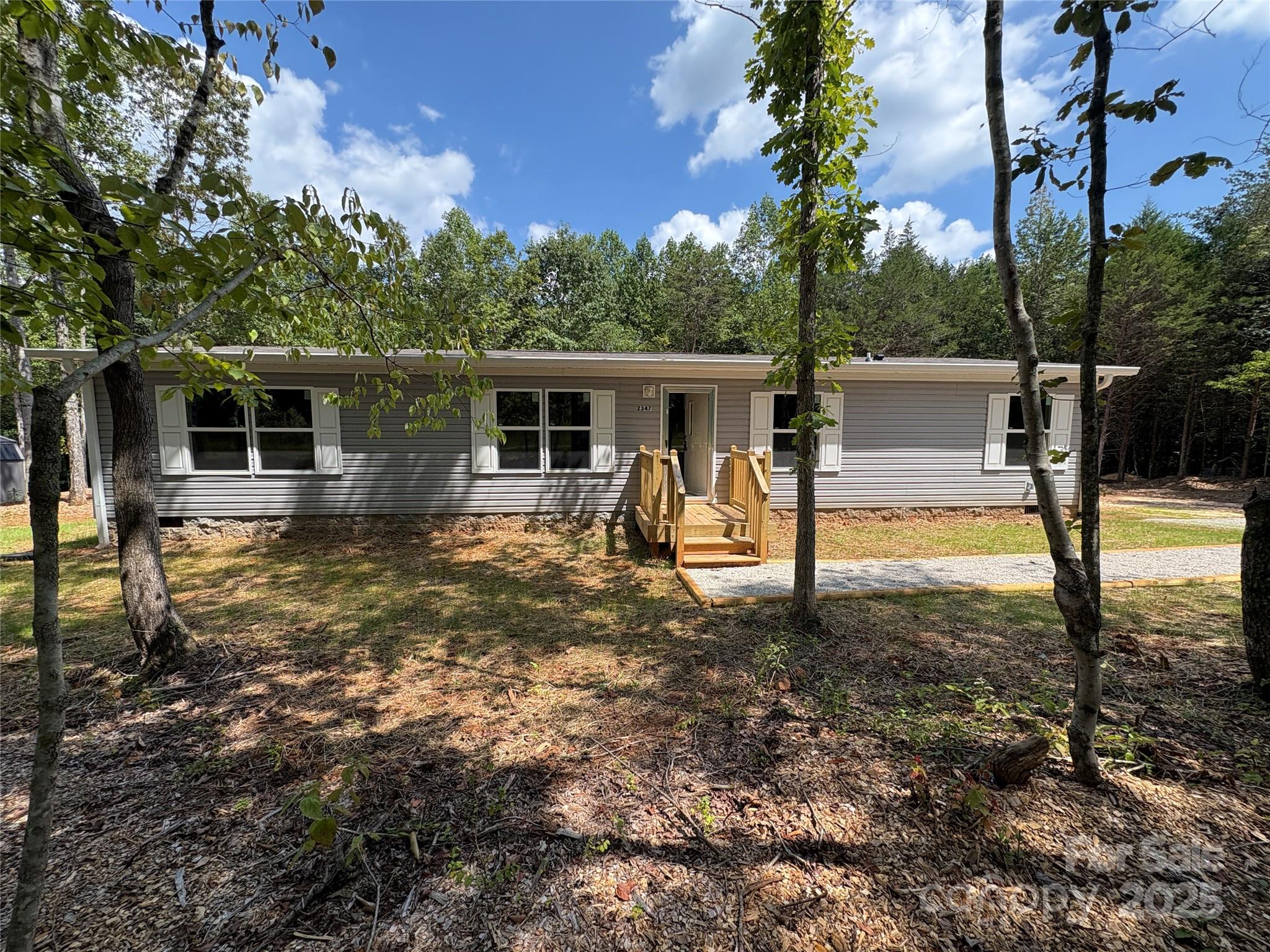 2347 Wagon Wheel Road Yadkinville NC 27055