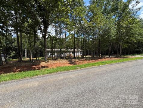 2347 Wagon Wheel Road Yadkinville NC 27055
