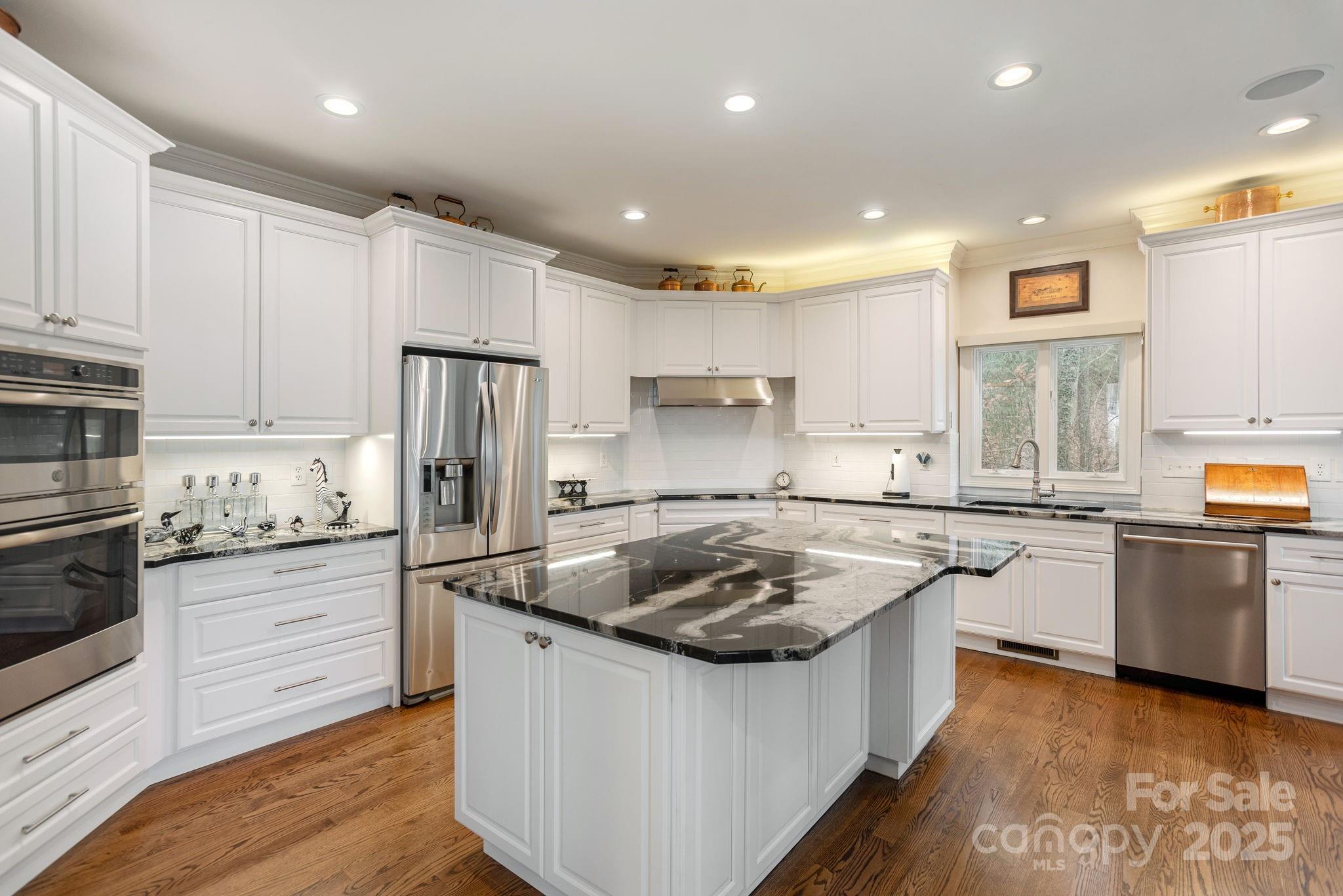 135 Poplar Loop Flat Rock NC 28731