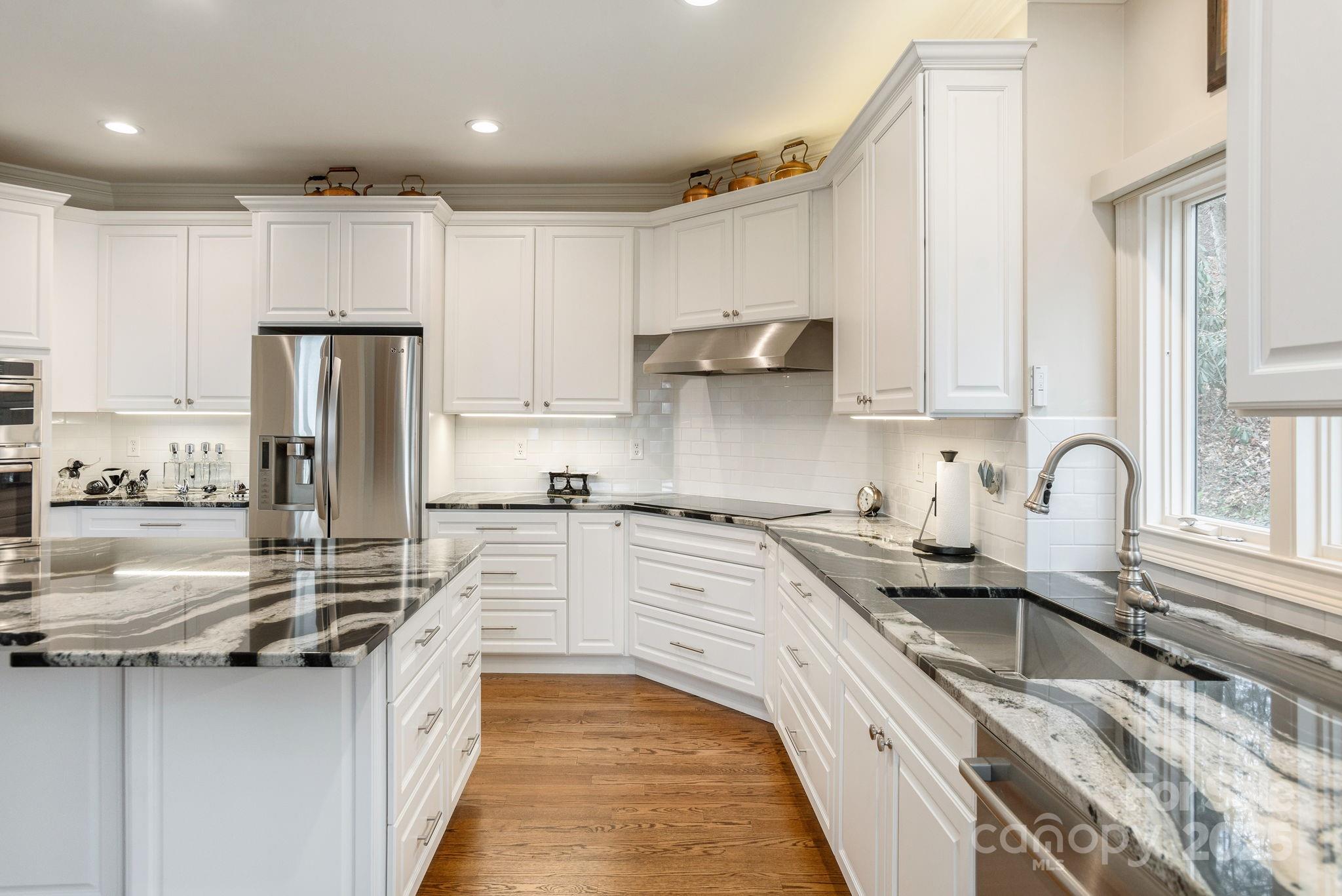 135 Poplar Loop Flat Rock NC 28731