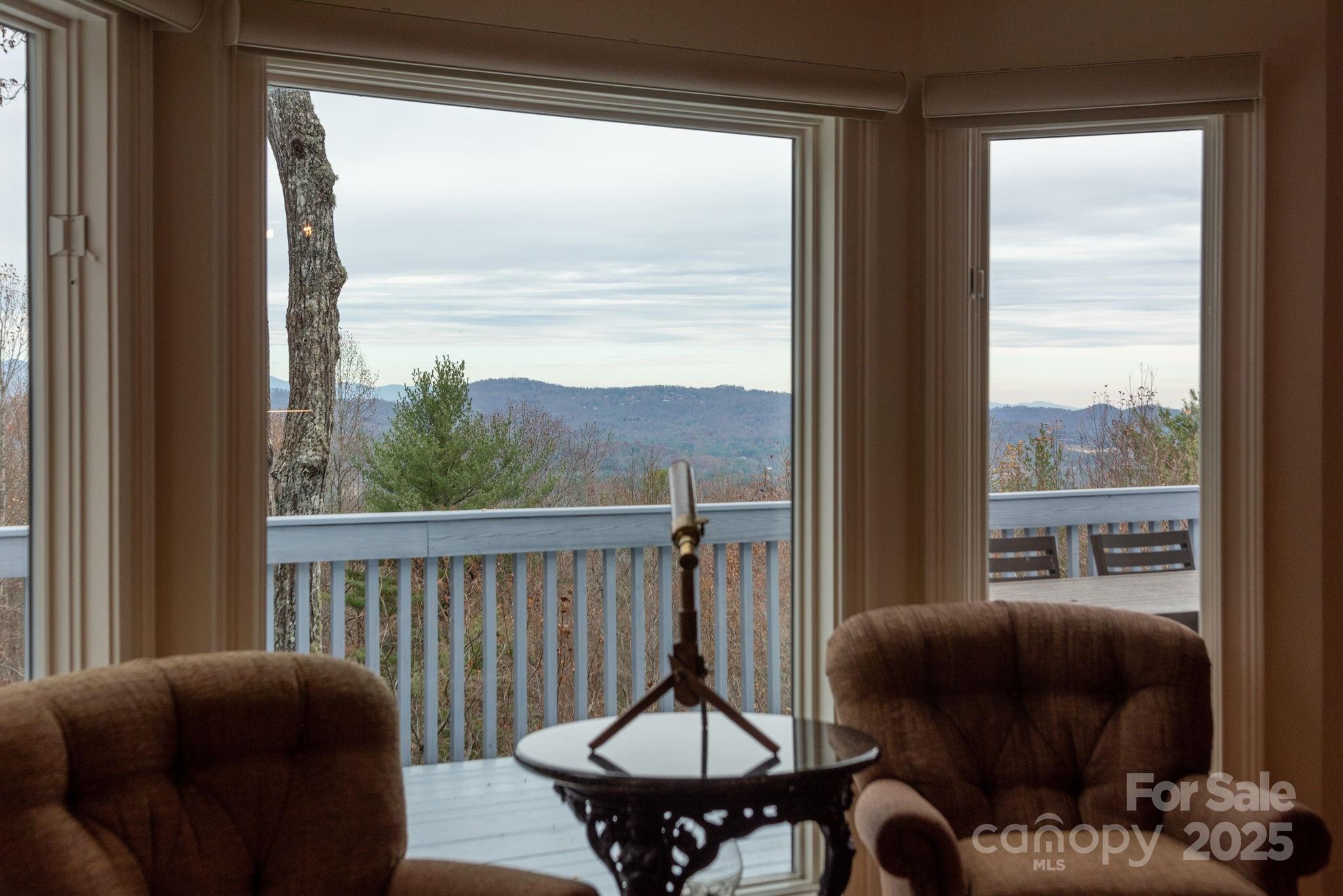 135 Poplar Loop Flat Rock NC 28731