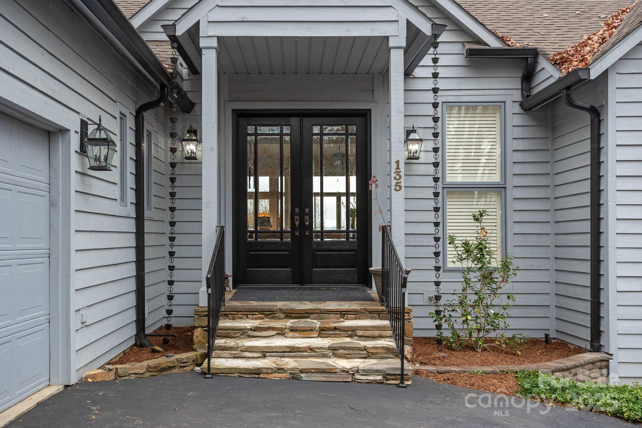 135 Poplar Loop Flat Rock NC 28731