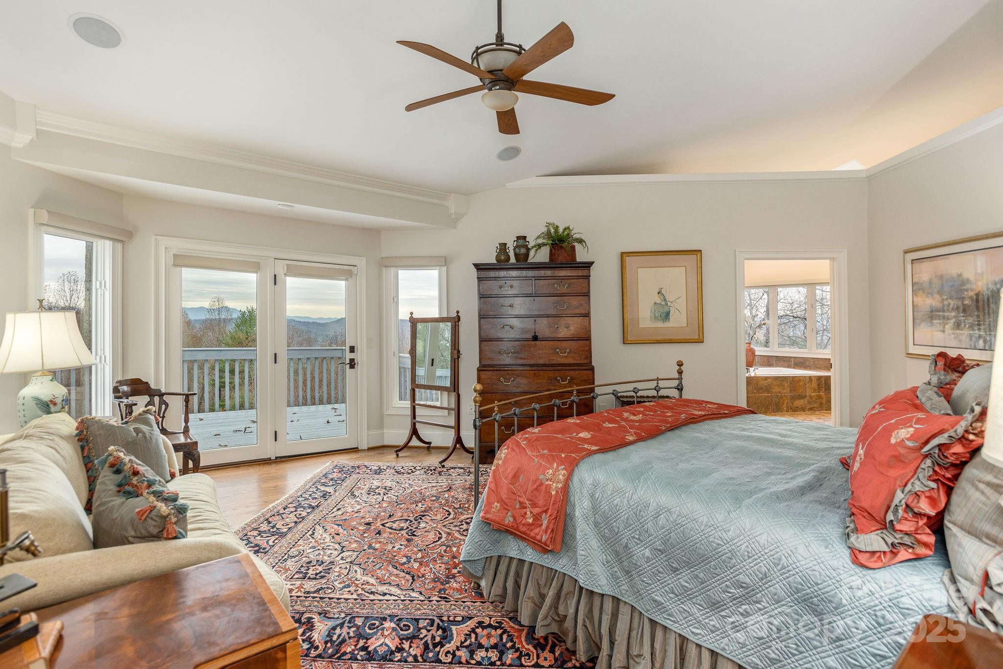 135 Poplar Loop Flat Rock NC 28731