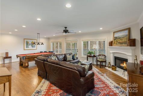 135 Poplar Loop Flat Rock NC 28731