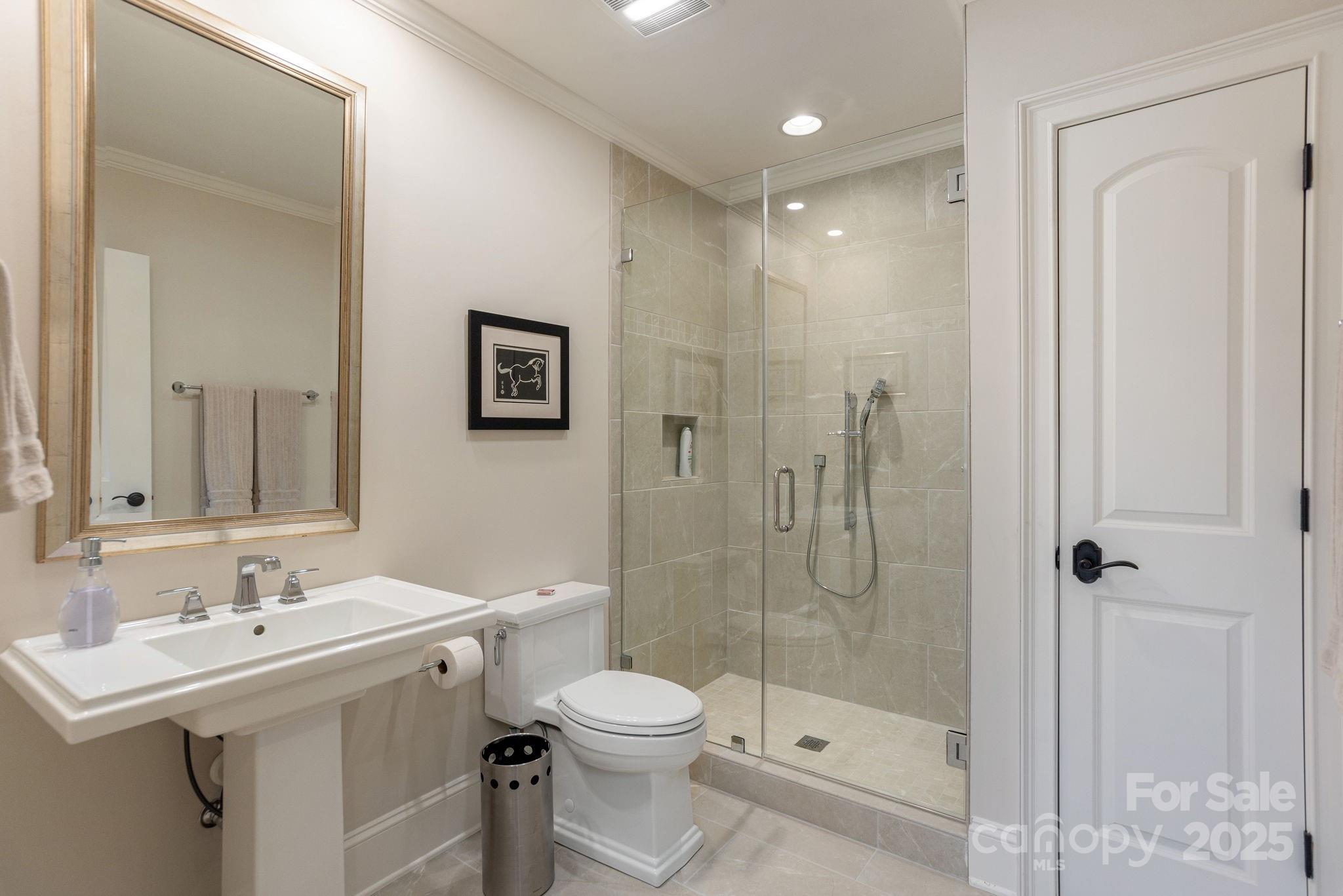 135 Poplar Loop Flat Rock NC 28731