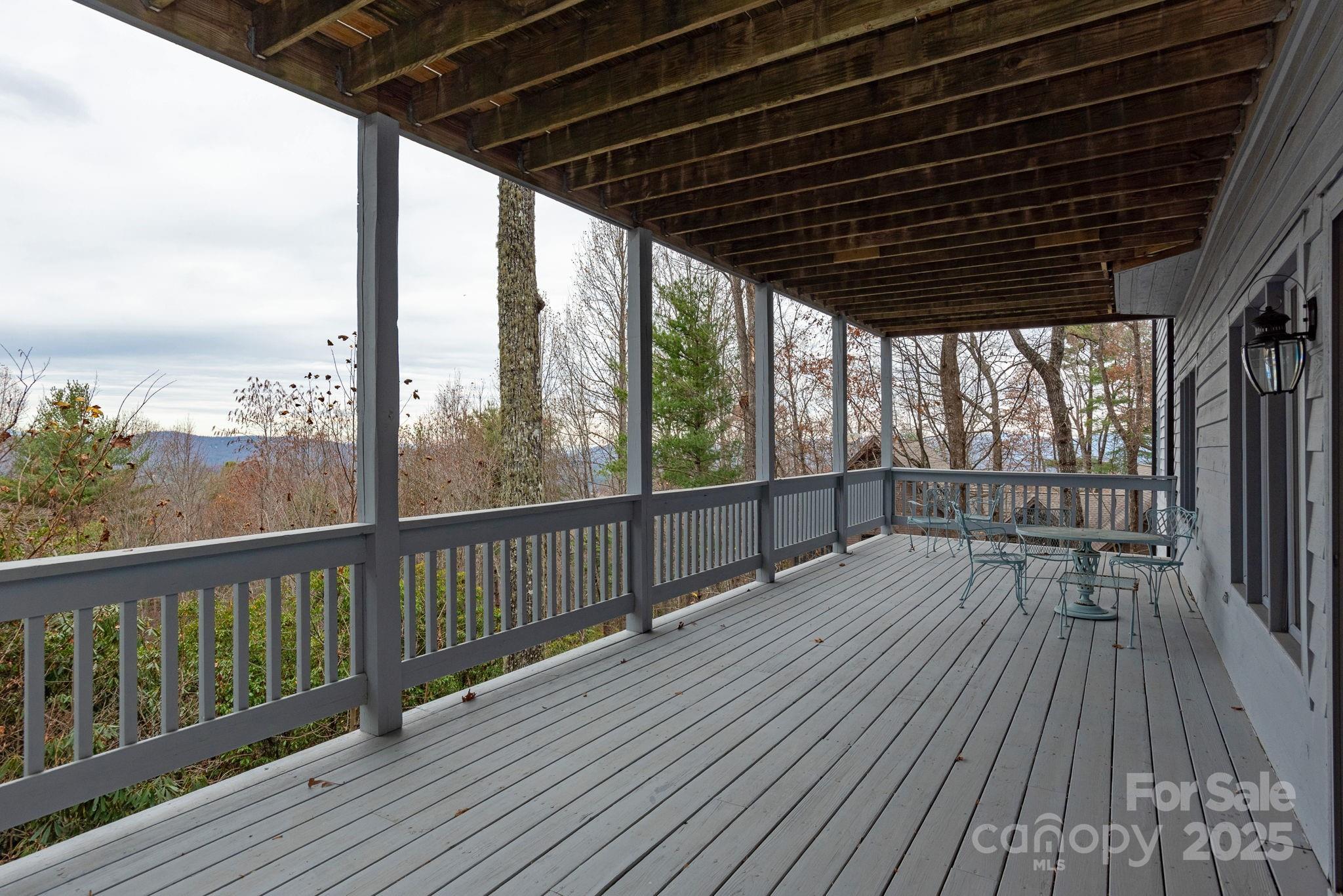 135 Poplar Loop Flat Rock NC 28731