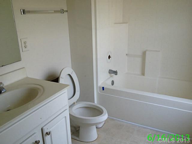 2048 Pimpernel Road Charlotte NC 28213