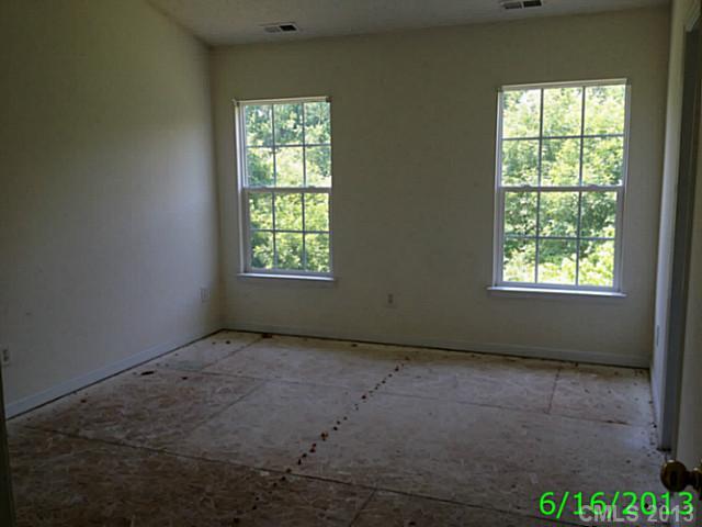 2048 Pimpernel Road Charlotte NC 28213