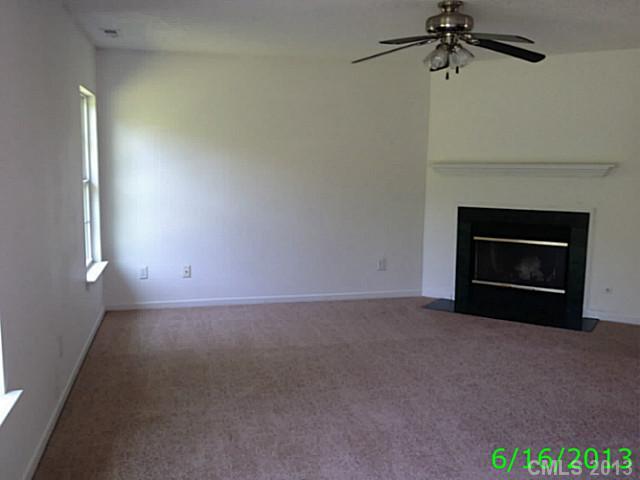 2048 Pimpernel Road Charlotte NC 28213