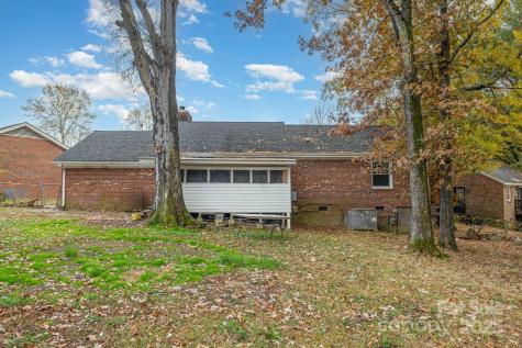 8503 Beechbrooke Road Charlotte NC 28227