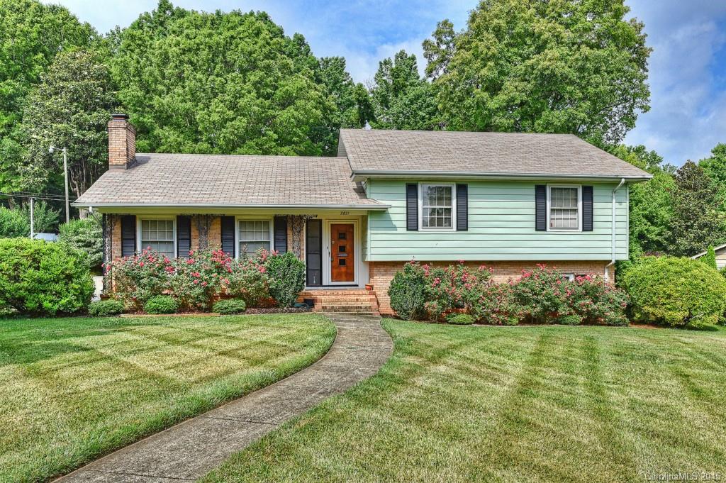 2821 Dunlavin Way Charlotte NC 28205