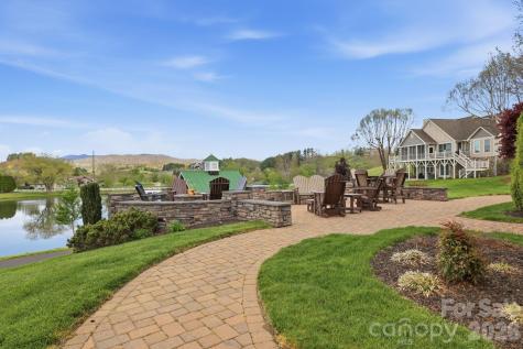 138 Turnberry Court Jefferson NC 28640