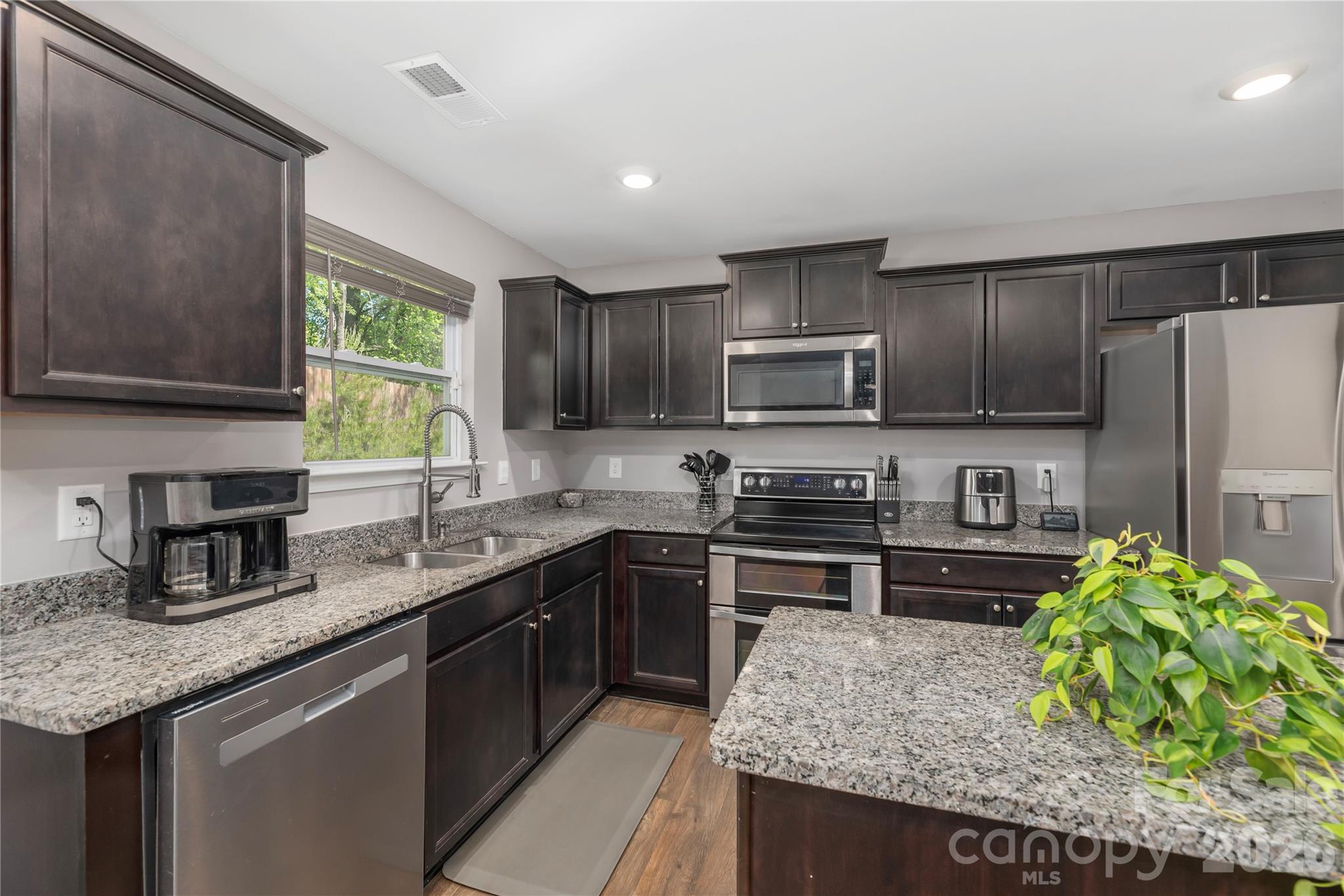 220 Roper Street Candler NC 28715