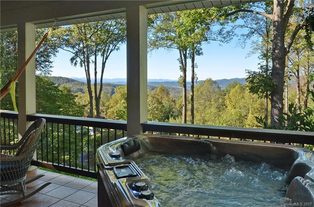24 Ridgeview Way Asheville NC 28803
