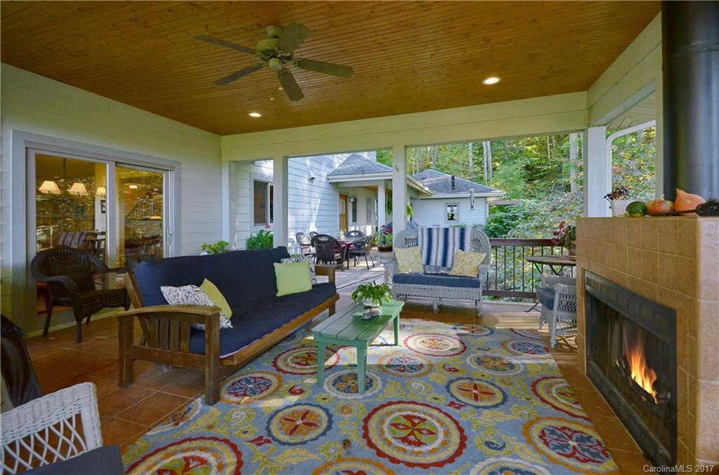24 Ridgeview Way Asheville NC 28803