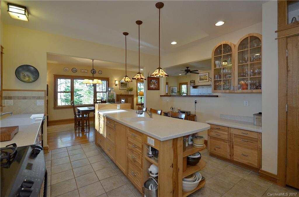 24 Ridgeview Way Asheville NC 28803