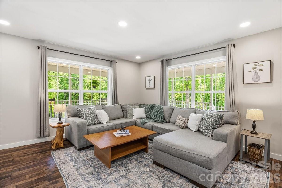 714 River Bend Drive Mars Hill NC 28754