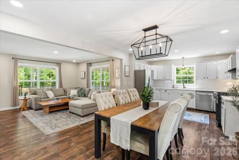714 River Bend Drive Mars Hill NC 28754