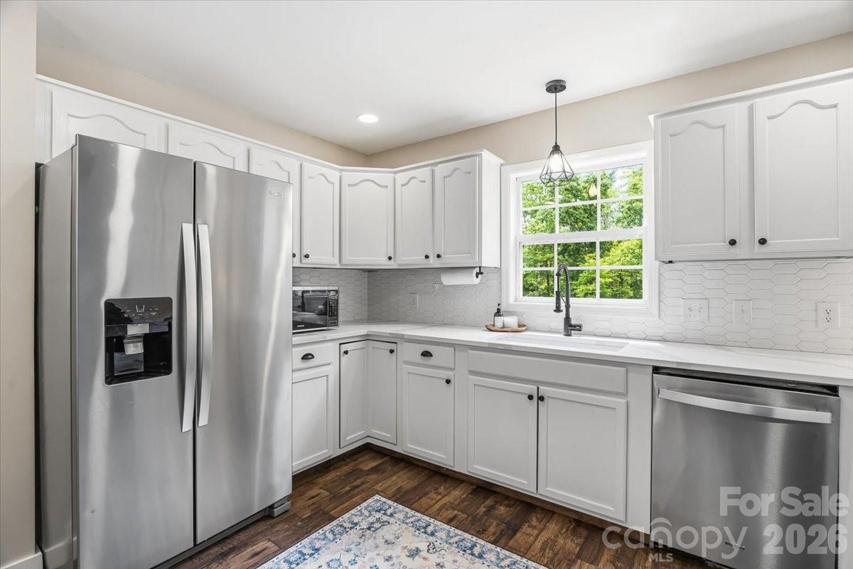 714 River Bend Drive Mars Hill NC 28754
