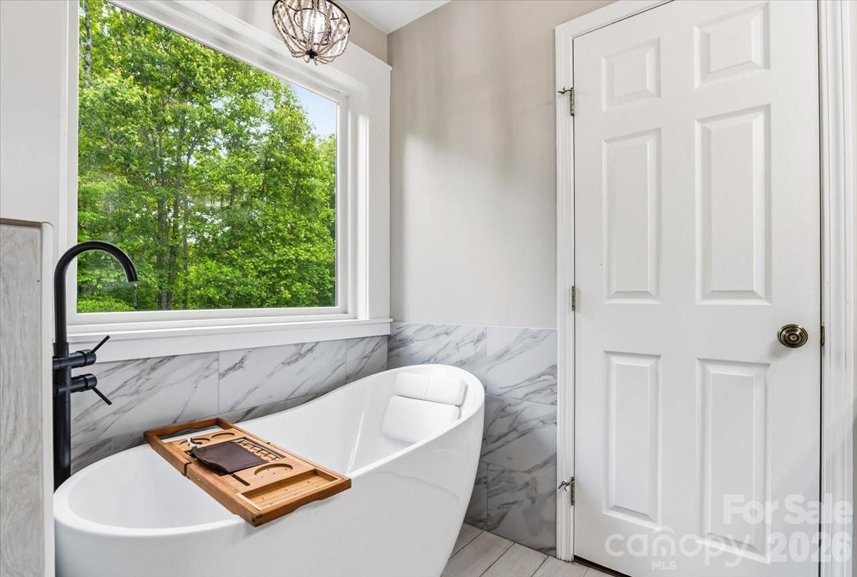 714 River Bend Drive Mars Hill NC 28754