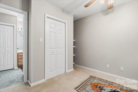 714 River Bend Drive Mars Hill NC 28754