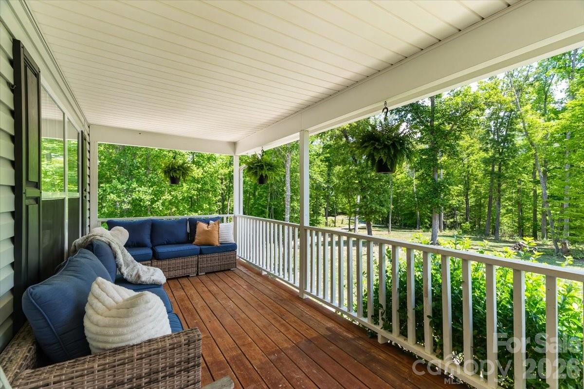 714 River Bend Drive Mars Hill NC 28754