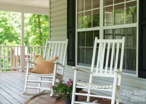714 River Bend Drive Mars Hill NC 28754