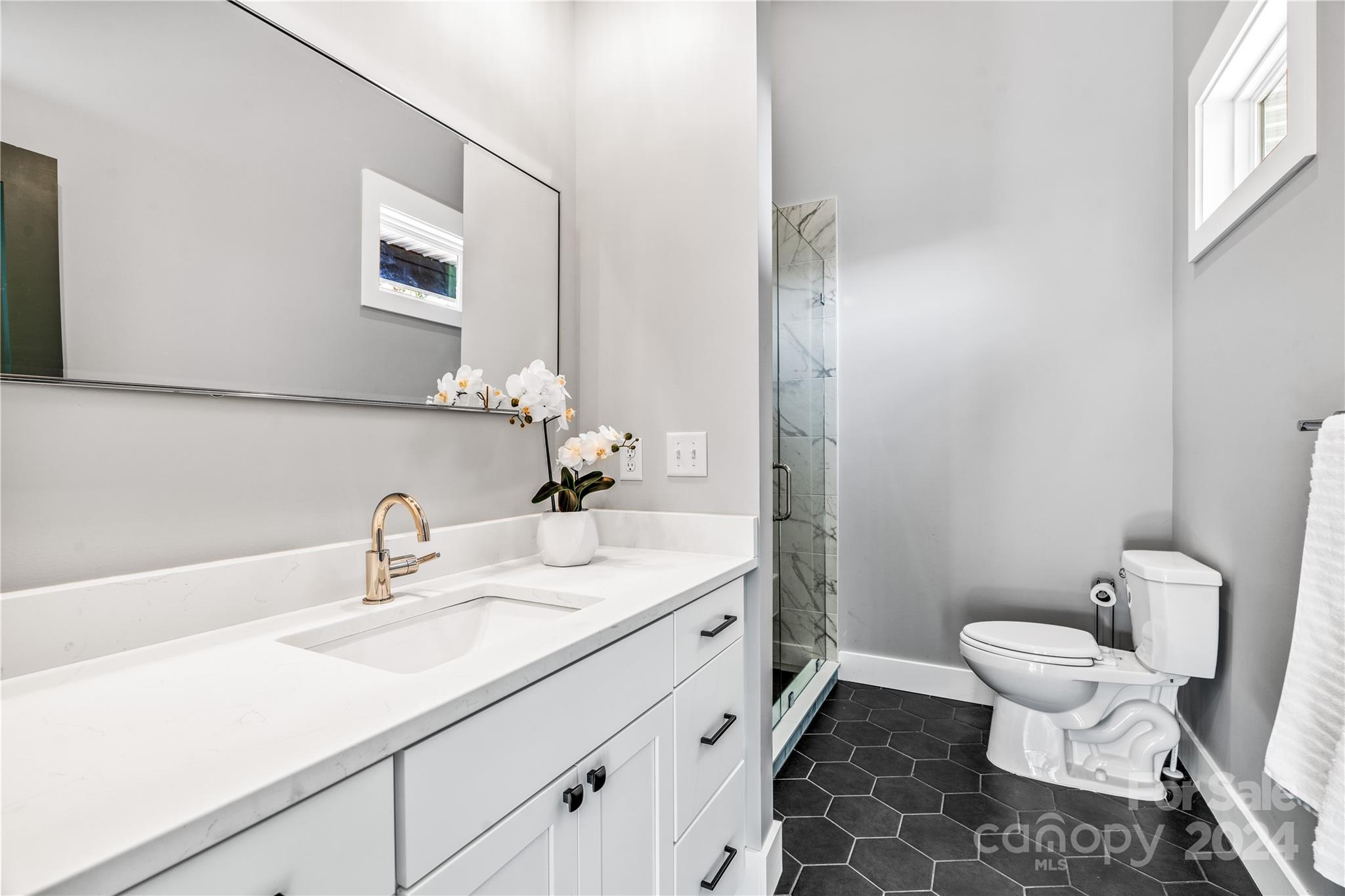 210 Pine Hill Drive Swannanoa NC 28778