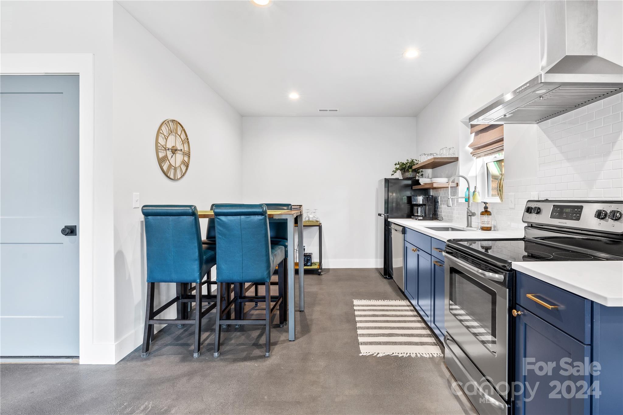 210 Pine Hill Drive Swannanoa NC 28778