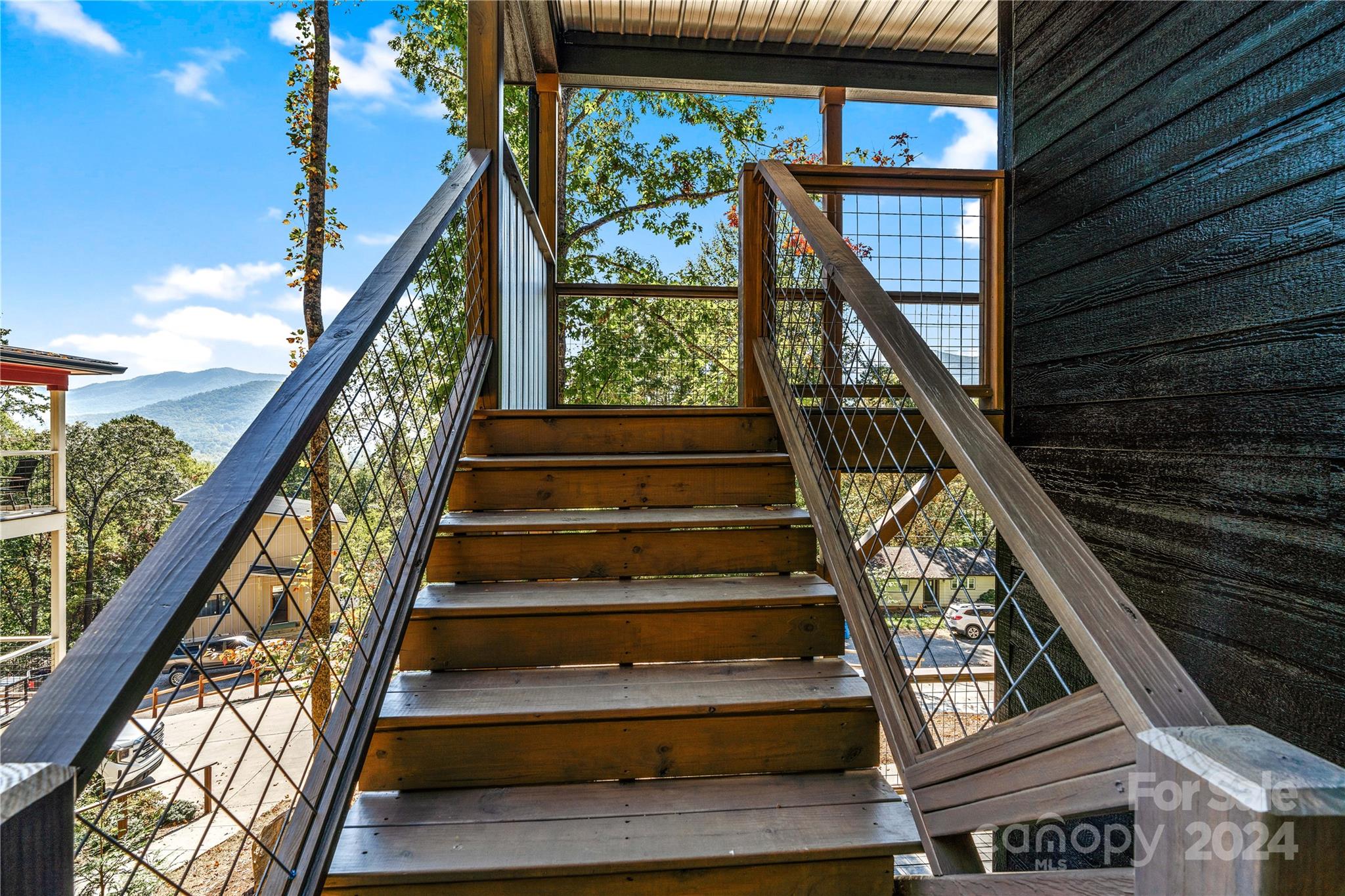 210 Pine Hill Drive Swannanoa NC 28778